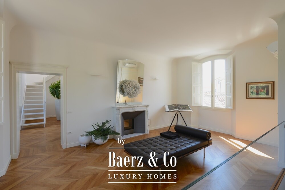 Prestigious 490 m² Residence with Versatile Second Unit in the Historic Heart of Forlì image