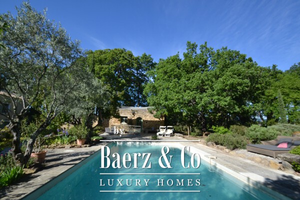 photo 2 Historic manor house overlooking Mont Ventoux