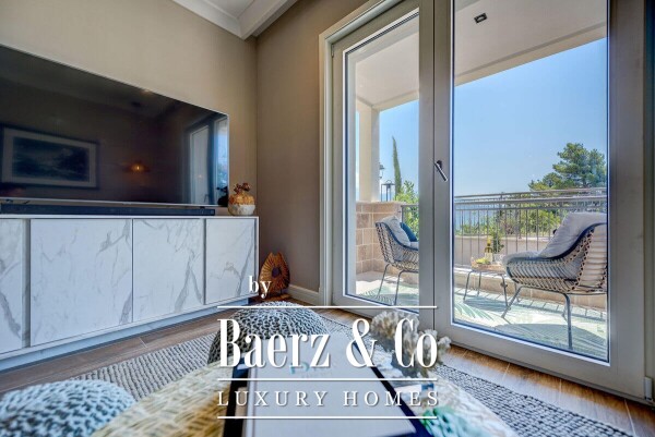 photo 8 New Apartment near sea in High End Resort