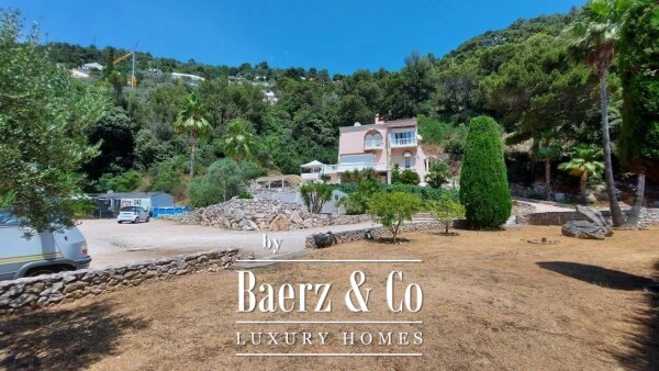 photo 3 Beautiful villa with sea view in Villefranche-sur-Mer