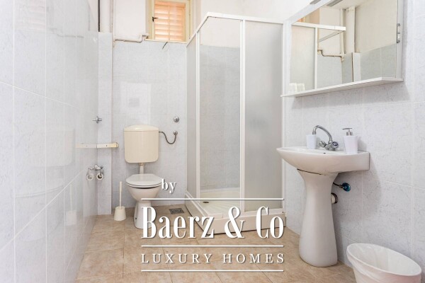 photo 26 Drvenik, exceptional property – multi-apartment house in the first row to the sea