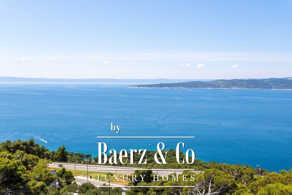 photo 39 Brela, an imposing villa with a panoramic view