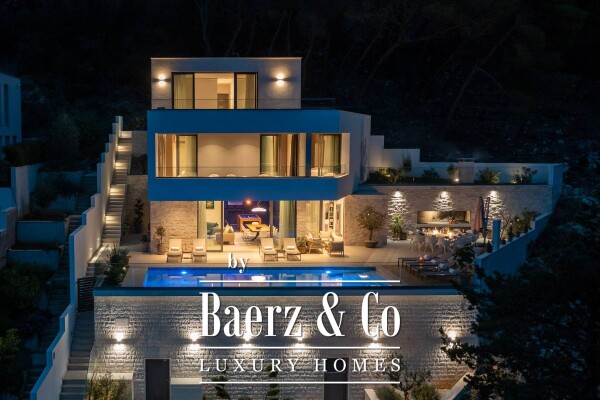 photo 33 Brac, modern villa with pool located in a natural bay