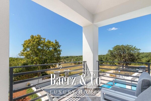 photo 20 Kanfanar, a luxury house with a sea view