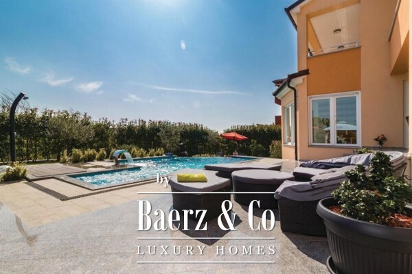 photo 4 Pula, Nova Veruda, superb villa with pool near the sea