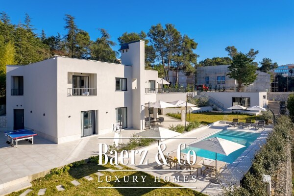 photo 3 Island of Krk, Malinska, luxury villa with two apartments in the first row to the sea