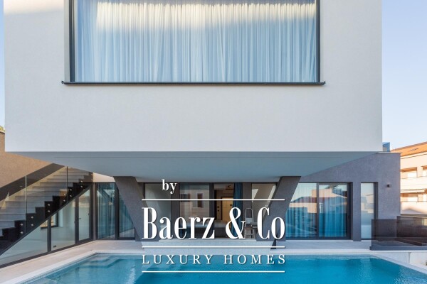 photo 16 Medulin, immaculate luxury villa NKP 400 m2 with pool, 300 m from the beach