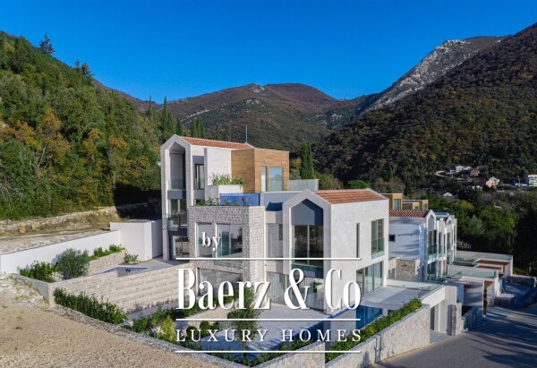 photo 7 House in Tivat with Pool