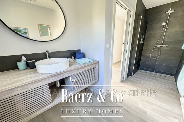 photo 13 Modern Villa with High-End Features in a Quiet Setting, on 2