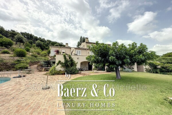 photo 2 beautiful quiet property with sea view, one of a kind