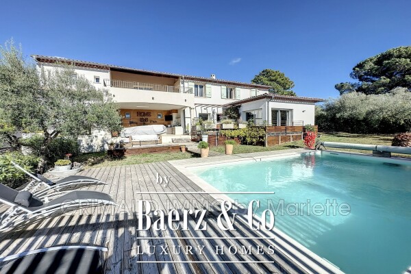 photo 2 Beautiful Recent Villa with Open Views, Tranquility, and Poo