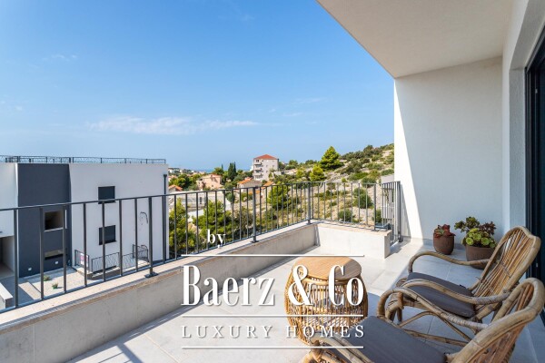 photo 14 Sevid, NEW BUILD, modern villa with a pool, NFA 151 m²