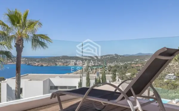 photo 17 Beautiful luxury home in Cala moli