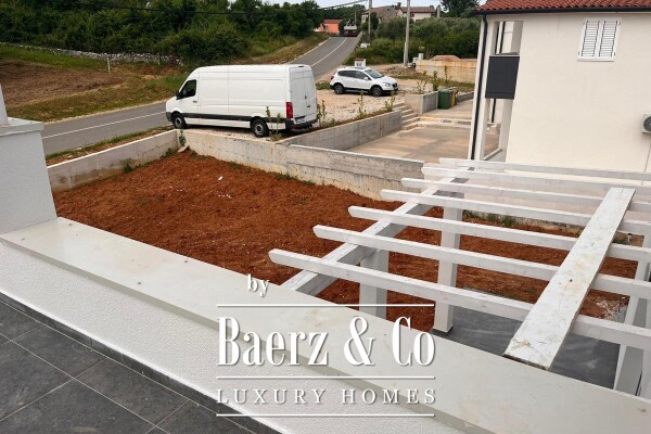 photo 14 Istria, Momjan - house with two residential units