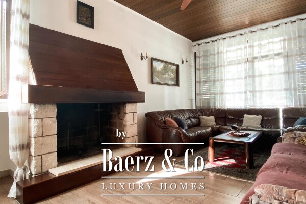 photo 10 Supetar, beautiful stone villa with 6 apartments near the sea