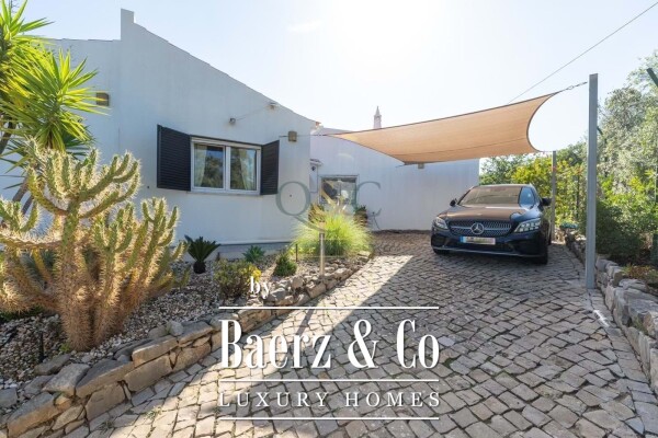 photo 15 Beautiful luxury home in Santa Bárbara de Nexe, Countryside