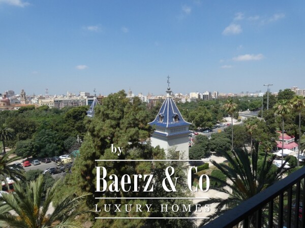 photo 1 Beautiful luxury home in Valencia, Exposició