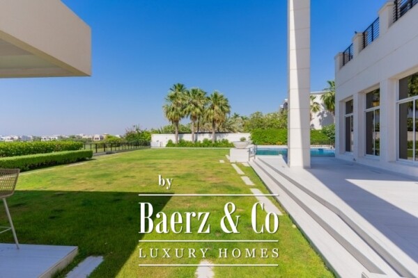 photo 4 Exclusive 8-Bedroom Luxury Villa in Emirates Hills, Dubai