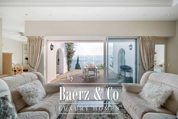 photo 6 Elegant Mediterranean Villa with Dominant Sea View in Le Trayas