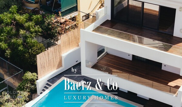 photo 14 Modern House in Voula