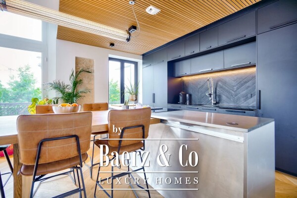 photo 6 Top Floor Duplex with Stunning Views of Île Seguin