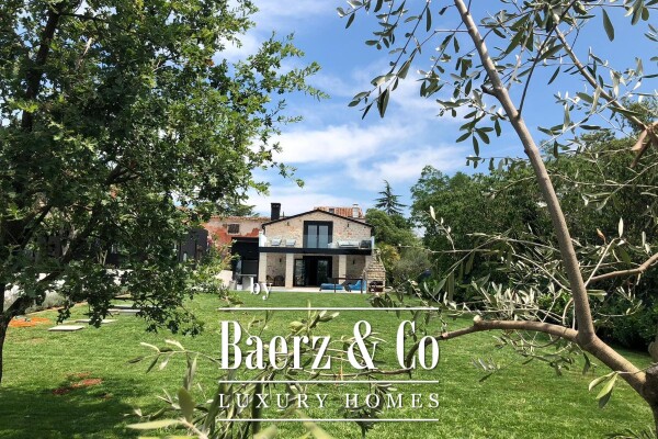 photo 30 Umag, beautiful istrian villa with sea view and building land of 1650 m2