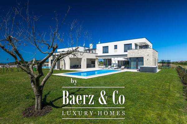 photo 7 Istria, Brtonigla, modern villa with swimming pool and jacuzzi