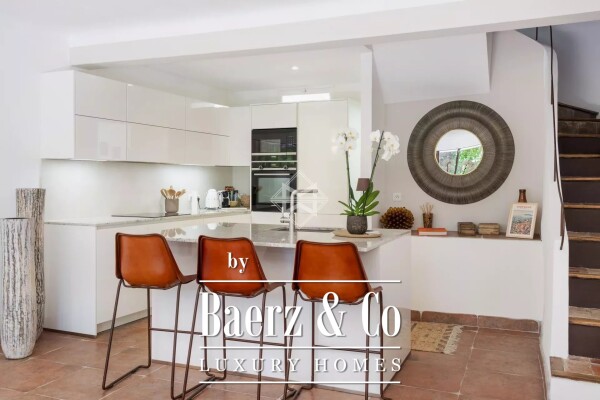 photo 5 Rare: Lovely house in the heart of the village