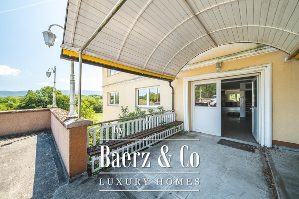 photo 23 Appartment and office building, Igrišće