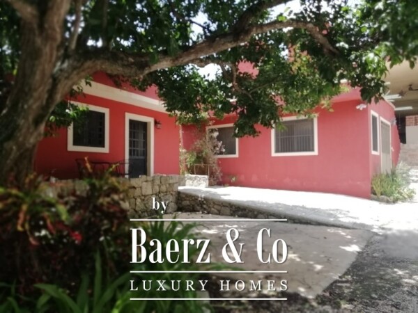 photo 33 Street 18 x 33 Izamal 