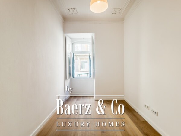 photo 5 Charming 1+1 bedroom flat with private garden in Príncipe Real