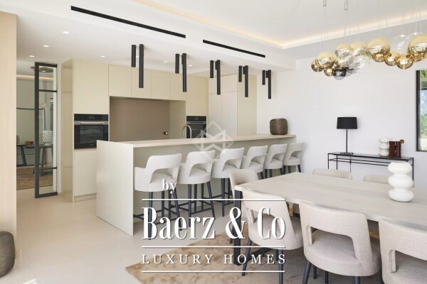 photo 9 Modern villa with sea view, walking distance from Pampelonne beach