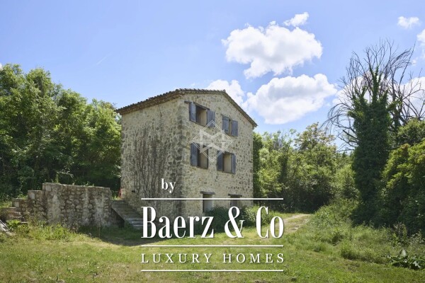 photo 19 Fayence canton, old oil mill from the 14th century