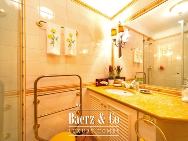 photo 13 4-Bedroom + 1 Apartment in exclusive condominium, with parking and storage in Estoril