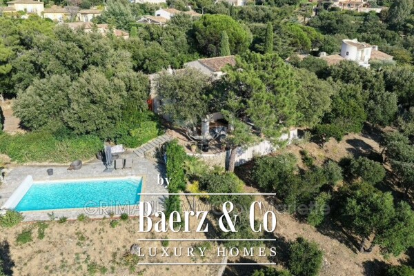 photo 2 sea view house, secure estate