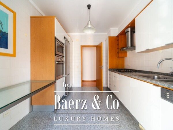 photo 9 T3, with condominium garden, garage and doorman