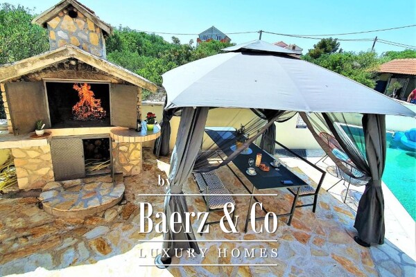 photo 32 Zečevo Rogozničko, a beautiful apartment house with a swimming pool, 236 m²