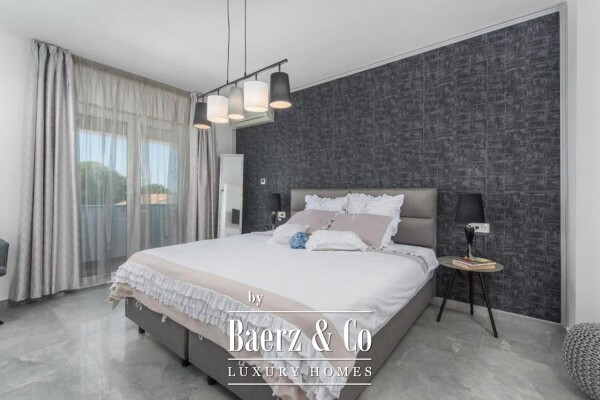 photo 9 Istria, surroundings of St. Lovrec, house with 6 bedrooms 380m2 with swimming pool, gym and sauna