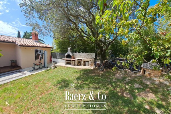 photo 3 Istria, Fažana, spacious house of 200 m² with swimming pool, 600 m from the sea