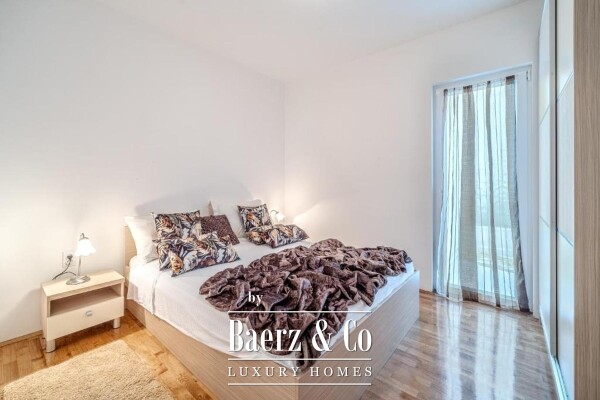 photo 28 Brač, Milna, house with six apartments, first row to the sea