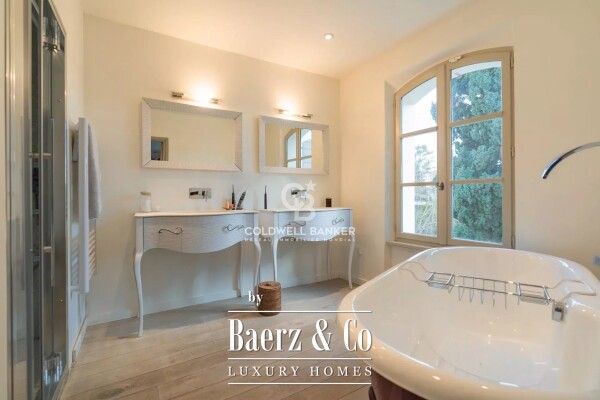 photo 12 Lovely stone bastide with panoramic view on the village