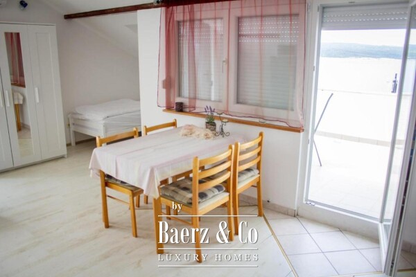 photo 22 Crikvenica, house with 8 apartments and a pool, 500 m from the sea, excellent investment