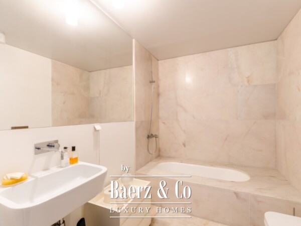 photo 4 One Bedroom apartments plus 1 on Av. July 24 in a building with signature of Arq. Aires Mateus