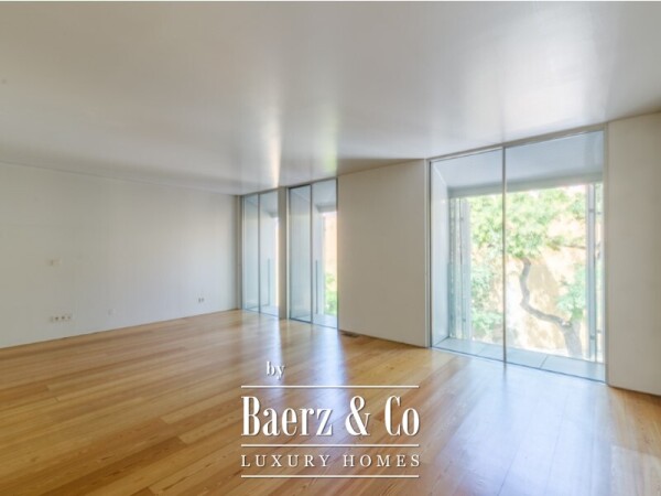 photo 40 One Bedroom apartments plus 1 on Av. July 24 in a building with signature of Arq. Aires Mateus