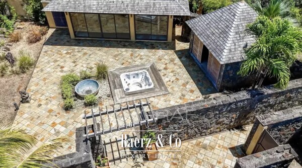 photo 11 Prestigious Villa on the West Coast