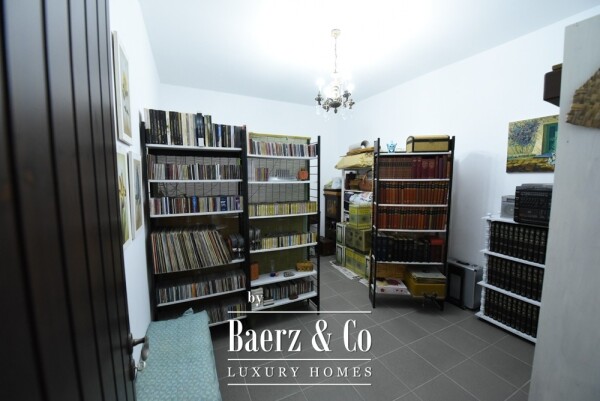 photo 28 Tuscan-Style Villa in Amarynthos with Panoramic Sea & Mountain Views