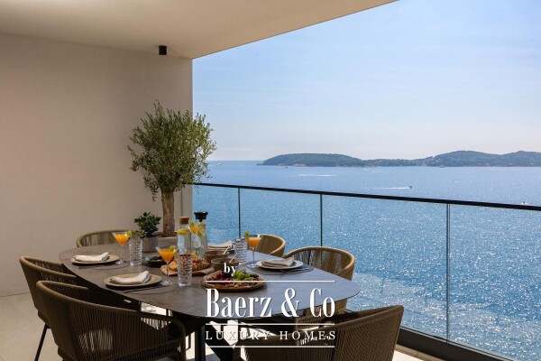 photo 3 Dubrovnik area, four-bedroom apartment with a garden