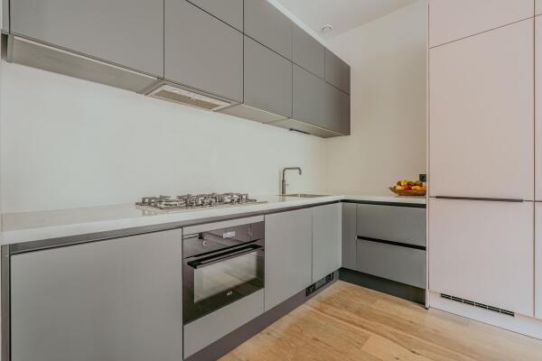 photo 8 Karel du Jardinstraat 28 H