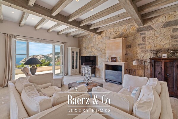 photo 4 Luxury villa with panoramic sea views and unforgettable sunsets