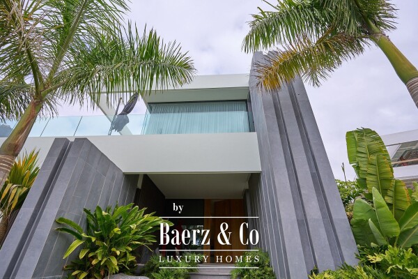 photo 3 Exclusive luxury villa newly built in Abama